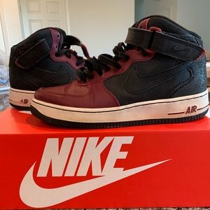 Nike Air Force 1 youth size 7